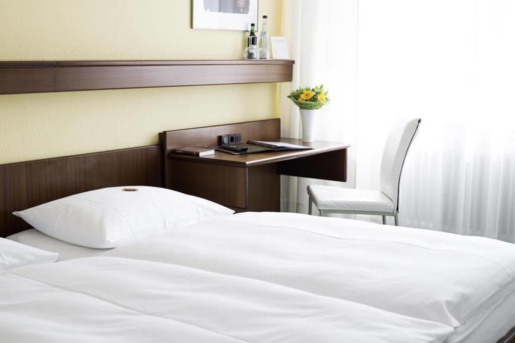 טובינגן Hotel Am Kupferhammer מראה חיצוני תמונה