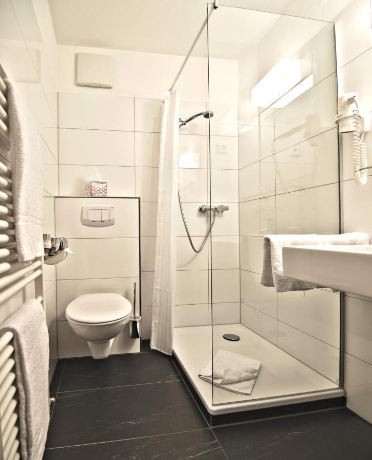 טובינגן Hotel Am Kupferhammer חדר תמונה